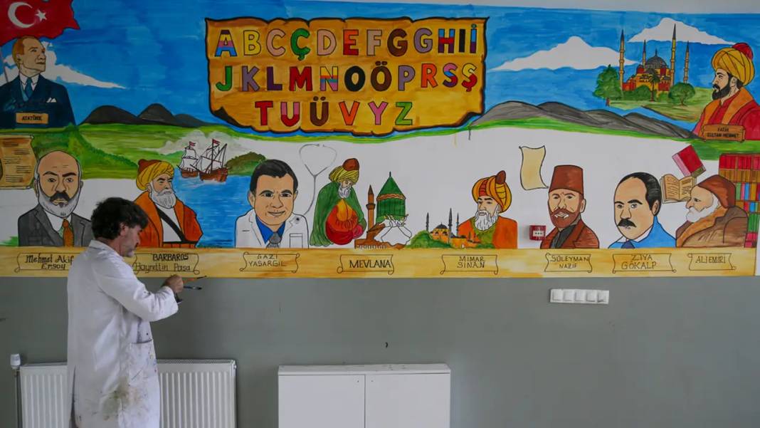 Diyarbakır’daki öğretmen okulunu resim galerisi yaptı 4